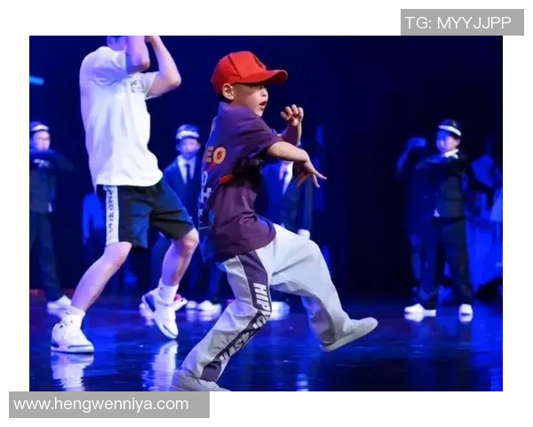 重庆街舞队的控制艺术:深入探讨街舞文化与团队协作的奥秘