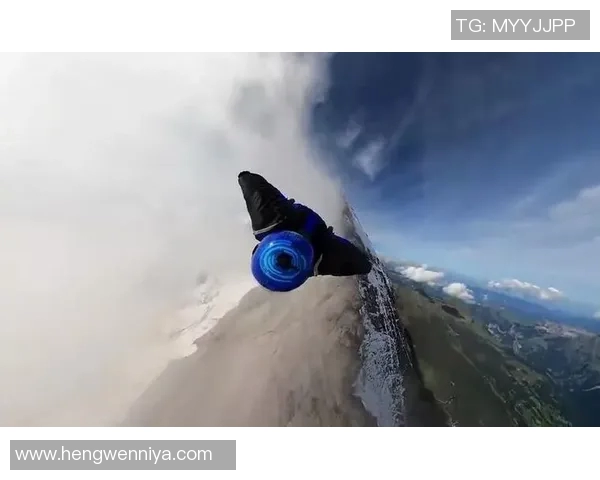 重庆极限运动队的挑战与突破:一段激情四溢的极限运动纪实之旅