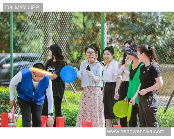 张军独家分享飞盘技巧与心得体会助你轻松掌握飞盘运动的乐趣与技巧